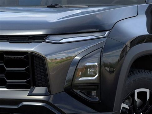 New 2026 Chevrolet Equinox ACTIV w/ Safety and Technology Package image 11