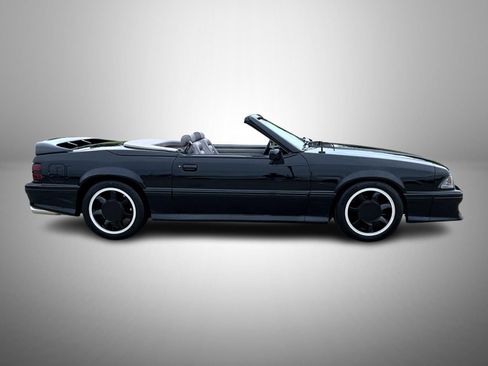 Used 1990 Ford Mustang LX image 4
