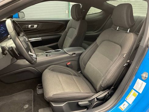 Used 2024 Ford Mustang GT RWD image 19