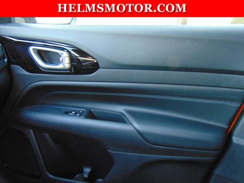 New 2026 Jeep Compass Latitude image 33