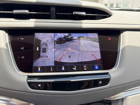 New 2026 Cadillac XT5 Premium Luxury w/ Driver Assist Package FWD image 24