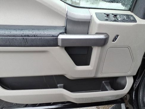 Used 2022 Ford F250 XLT w/ XLT Premium Package image 15