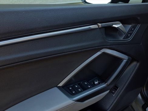 Used 2021 Audi Q3 2.0T Premium Plus w/ Premium Plus Package image 16