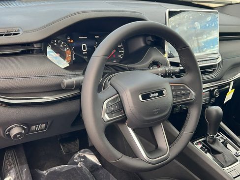 New 2026 Jeep Compass Limited image 10