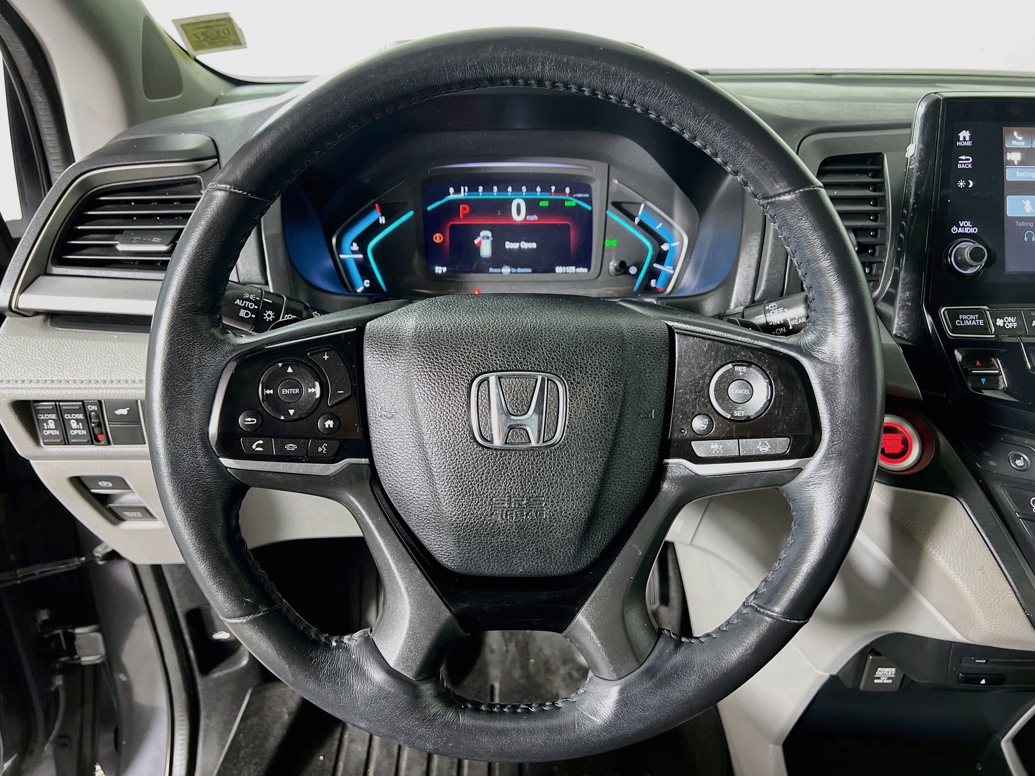 Used 2020 Honda Odyssey Touring image 12