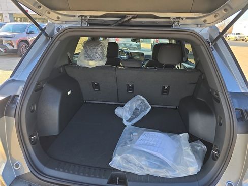 New 2026 Chevrolet Equinox LT image 13