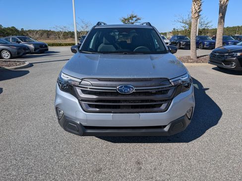 Used 2026 Subaru Forester Premium AWD/4WD image 9