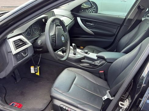 Used 2013 BMW 328i Sedan RWD image 3