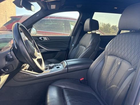 Used 2023 BMW X7 xDrive40i w/ Executive Package image 5