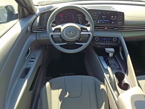 Certified 2023 Hyundai Elantra SEL FWD image 12