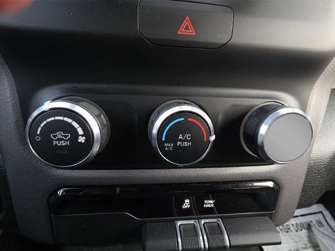 Used 2022 RAM 1500 Big Horn image 16