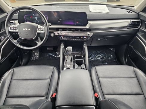 Certified 2024 Kia Telluride S FWD image 9