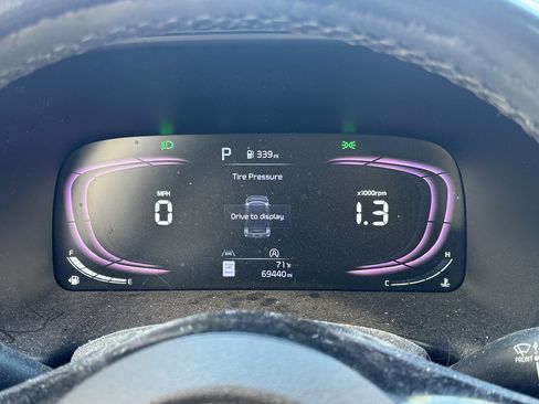 Used 2023 Kia Soul EX FWD image 5