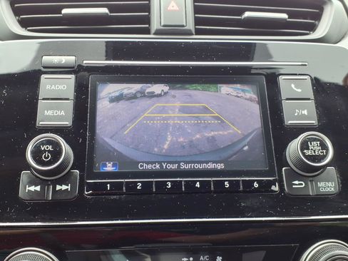 Used 2021 Honda CR-V LX image 17