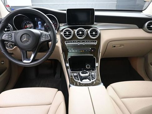 Used 2018 Mercedes-Benz GLC 300 GLC 300 image 9