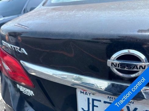 Used 2018 Nissan Sentra SV FWD image 7