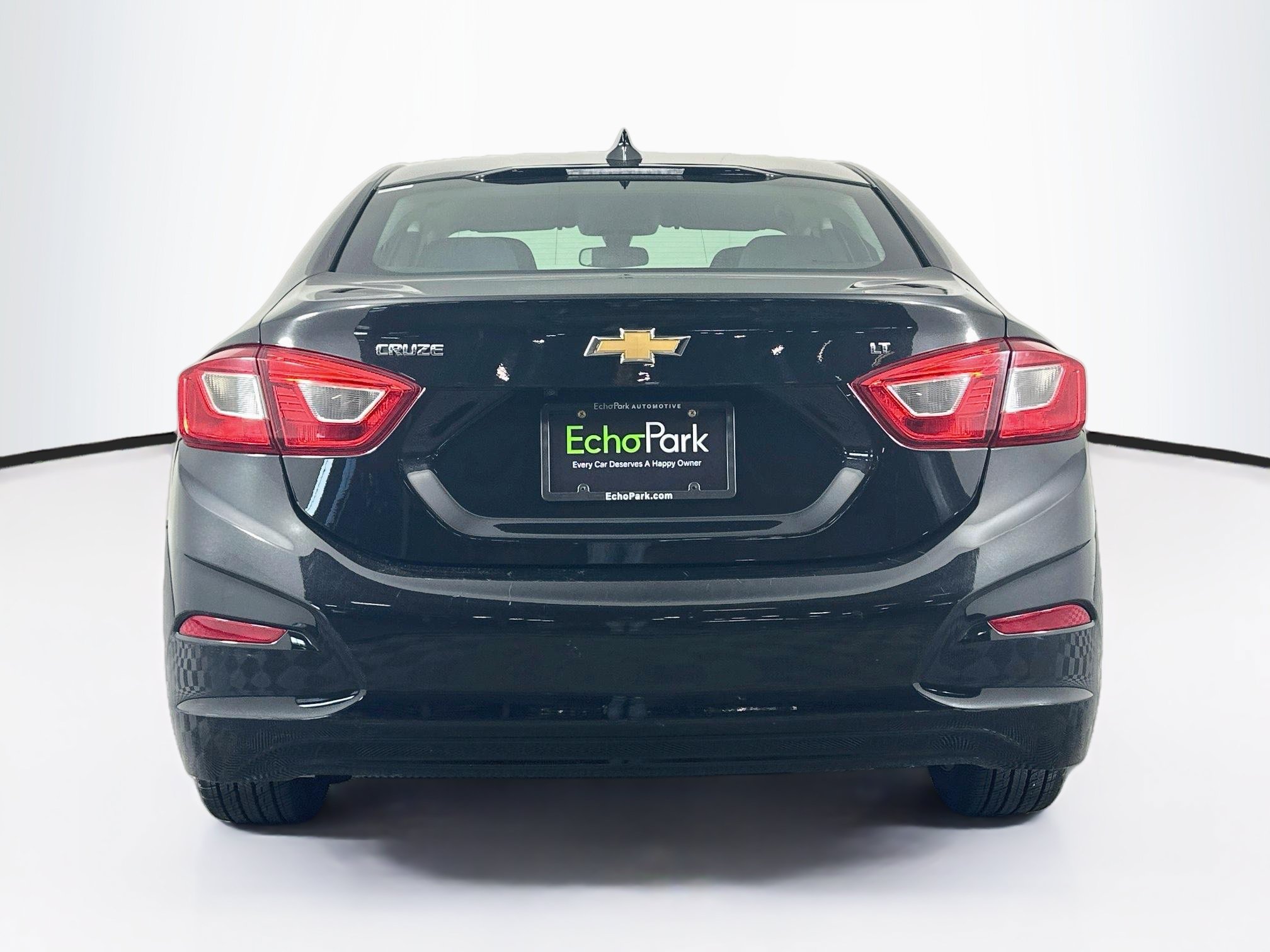 Used 2018 Chevrolet Cruze LT w/ Convenience Package FWD image 7