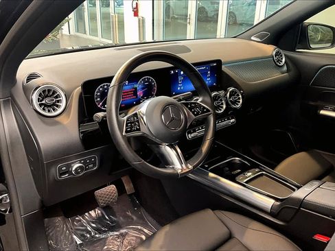 Used 2025 Mercedes-Benz GLA 250 image 17