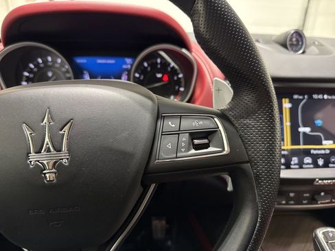 Used 2019 Maserati Levante GTS image 36