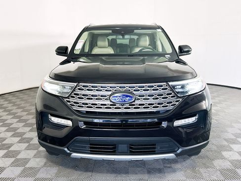 Used 2022 Ford Explorer Limited w/ Equipment Group 301A RWD image 8