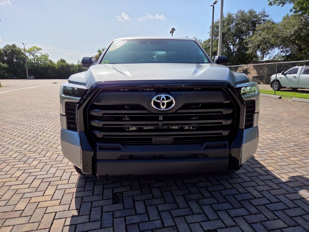 Used 2025 Toyota Tundra SR w/ SR Tow Package AWD/4WD image 2