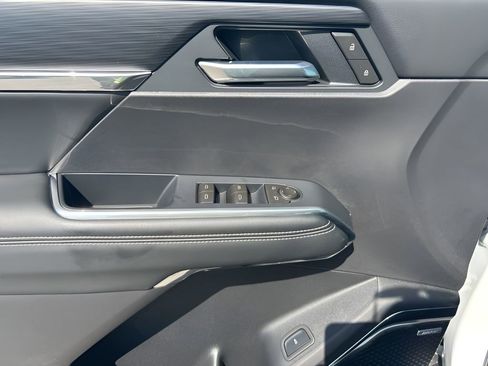New 2026 GMC Acadia Elevation FWD image 26