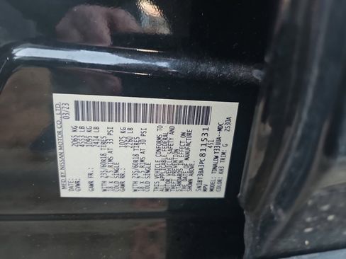 Used 2023 Nissan Rogue SV image 39