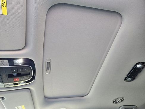 Used 2024 Hyundai Palisade SEL w/ Premium Package image 25