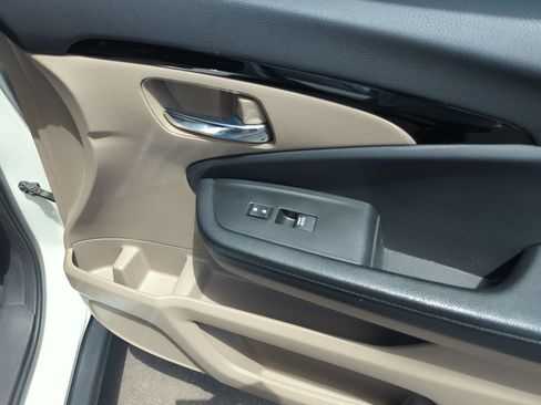 Used 2017 Honda Pilot Touring image 36
