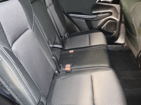 Used 2023 Mitsubishi Outlander ES AWD/4WD image 41