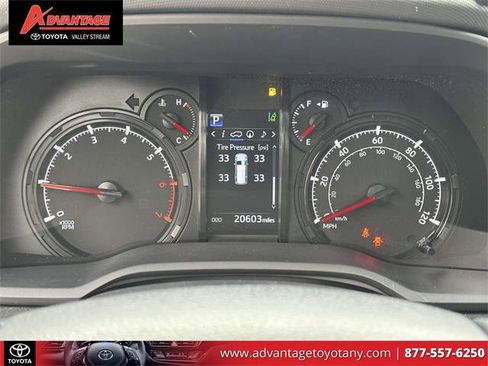 Certified 2024 Toyota 4Runner SR5 Premium image 29