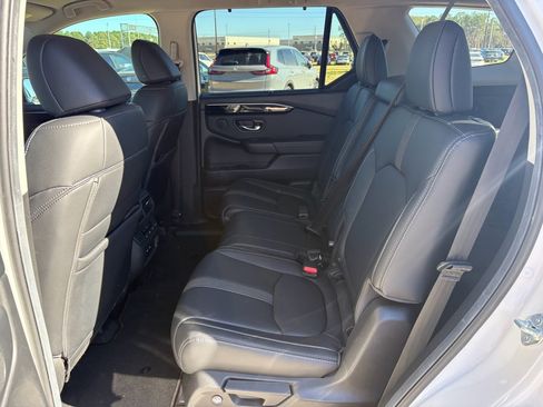 Certified 2025 Honda Pilot EX-L image 25