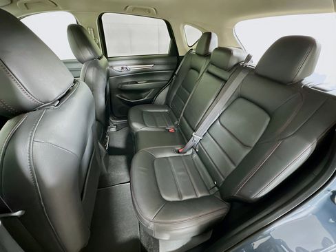 Used 2025 MAZDA CX-5 Carbon Edition image 27