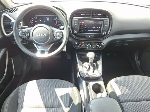 Used 2022 Kia Soul LX w/ Technology Package FWD image 13