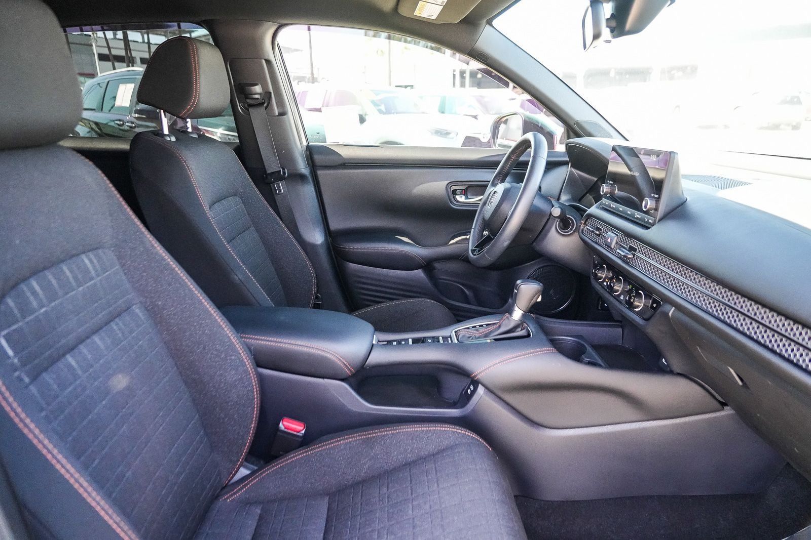 Used 2024 Honda HR-V Sport image 16