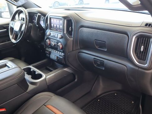 Used 2021 GMC Sierra 2500 AT4 image 51