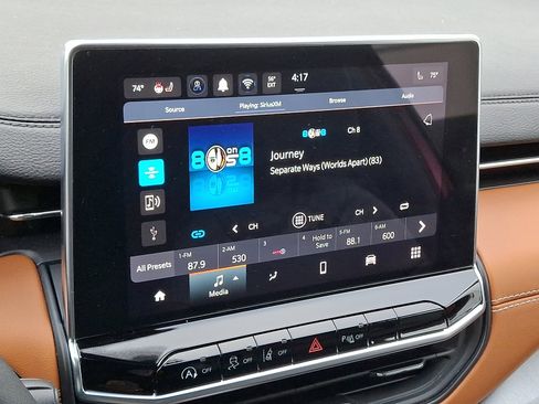 Certified 2024 Jeep Compass Limited image 16