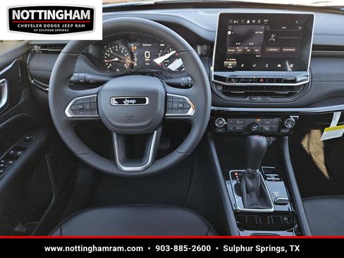 New 2026 Jeep Compass Latitude AWD/4WD image 8