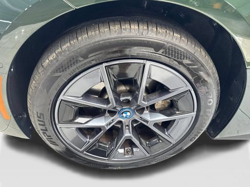 Used 2024 BMW i4 eDrive35 w/ Premium Package RWD image 87