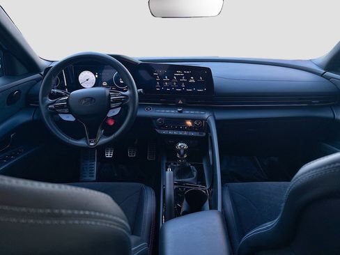 Used 2025 Hyundai Elantra N image 23