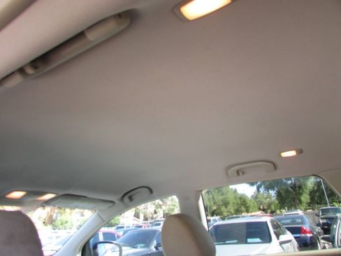 Used 2010 Nissan Murano S image 23