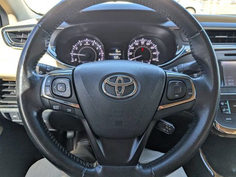 Used 2014 Toyota Avalon XLE Premium image 20