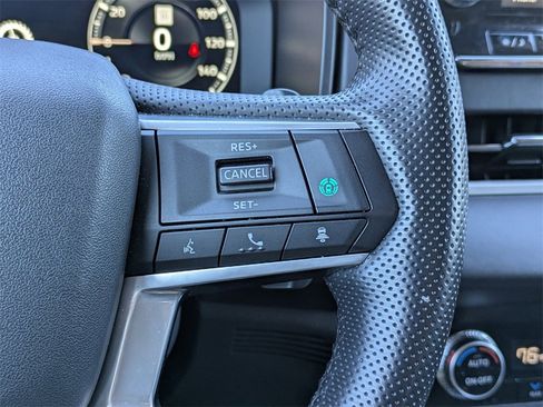 Used 2024 Mitsubishi Outlander SEL image 28