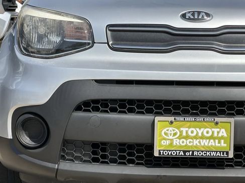Used 2018 Kia Soul FWD image 7