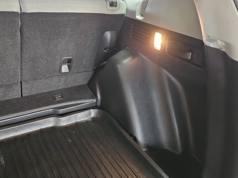 Used 2017 Honda CR-V LX image 20