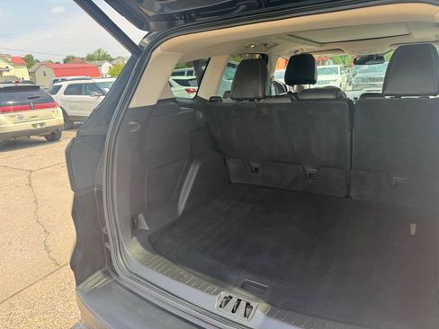 Used 2017 Ford Escape Titanium AWD/4WD image 43