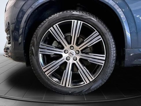 Certified 2023 Volvo XC90 B6 Ultimate w/ Lounge Package AWD/4WD image 12