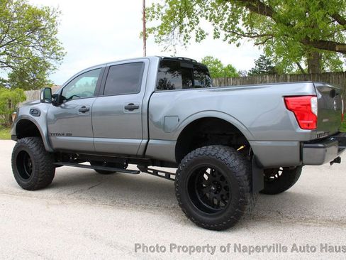 Used 2018 Nissan Titan SL w/ Midnight Edition AWD/4WD image 3
