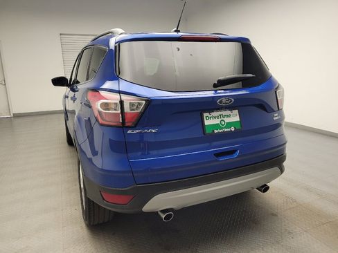 Used 2017 Ford Escape SE w/ Equipment Group 201A AWD/4WD image 6