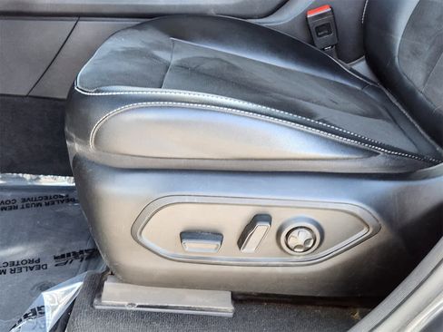 Used 2023 Jeep Grand Cherokee Altitude image 25